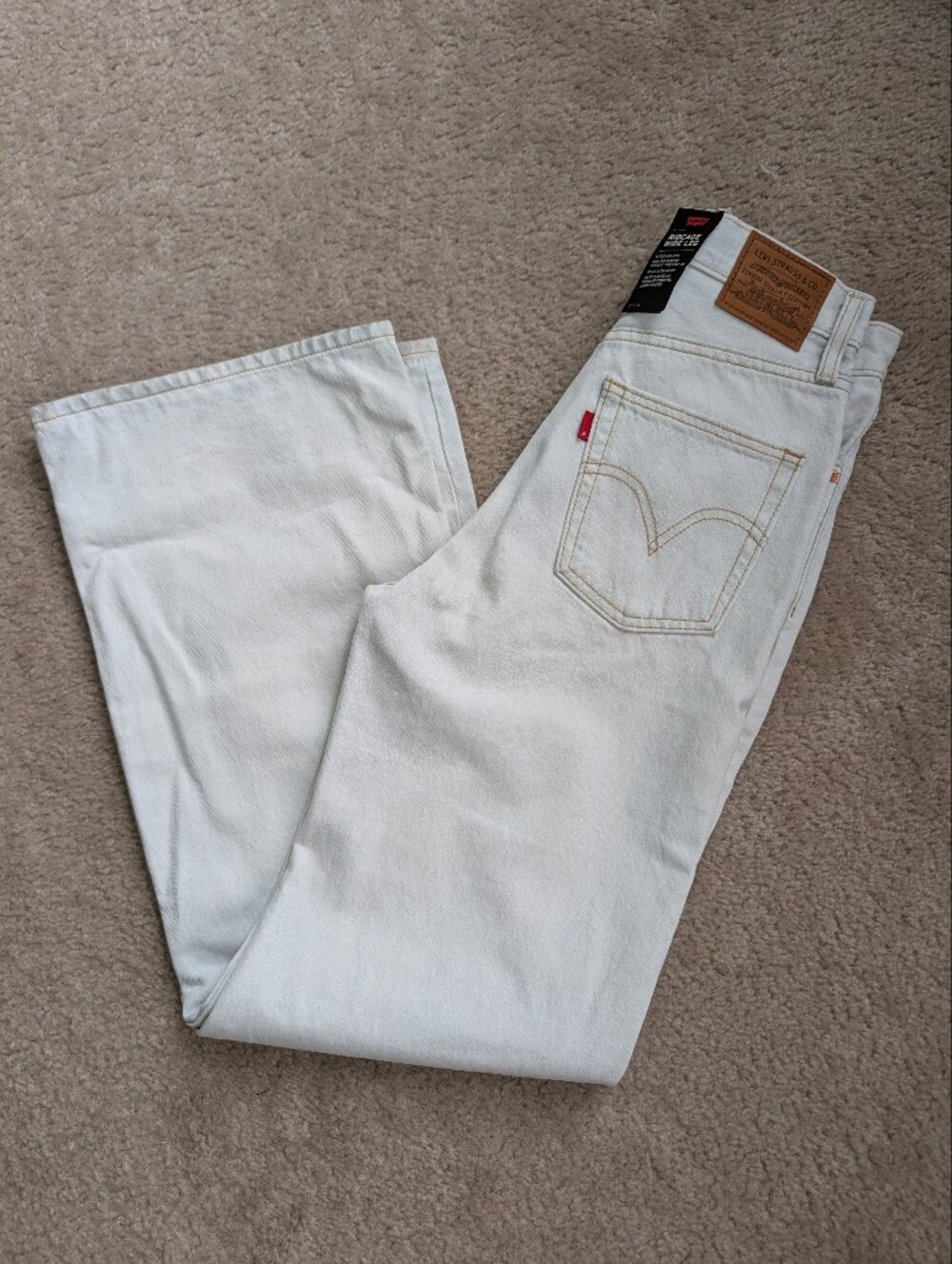 Levi's Light Cream White High-Rise Straight Jeans